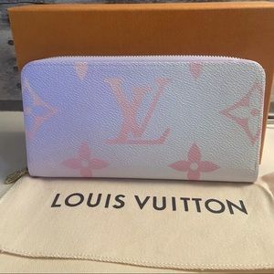 Louis Vuitton Sunrise Pastel Zippy Wallet. Brand new!!!